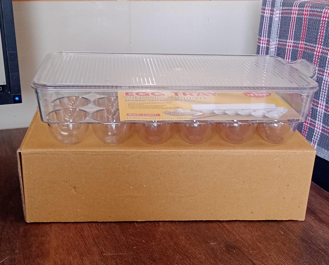 Plastic 18 Cavity Egg Storage Box Or Egg Trays For Refrigerator With Lid Handles High Quality Rectangular Egg Tray Box For 18 Egg (1 Pc)