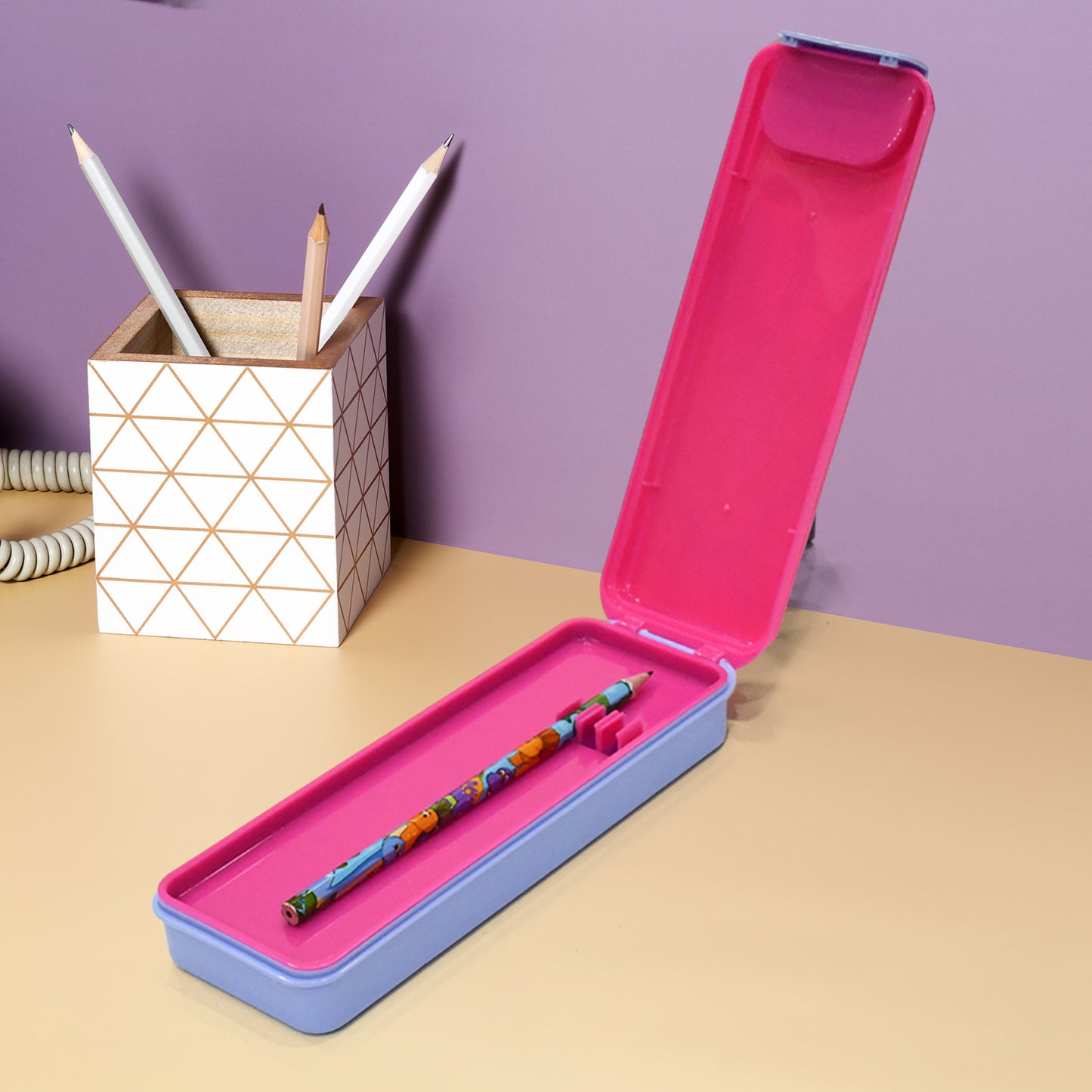 Stylish Cartoon Printed Hard Top Pencil Box For Kids (1 Pc  Mix Design)